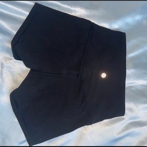 Lululemon align 4” shorts
